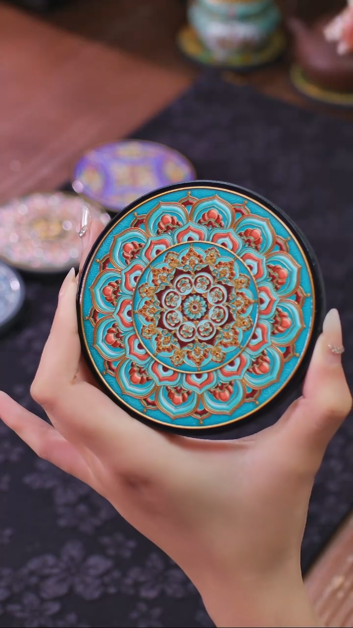 壹藏贰宝盛光杯垫一片