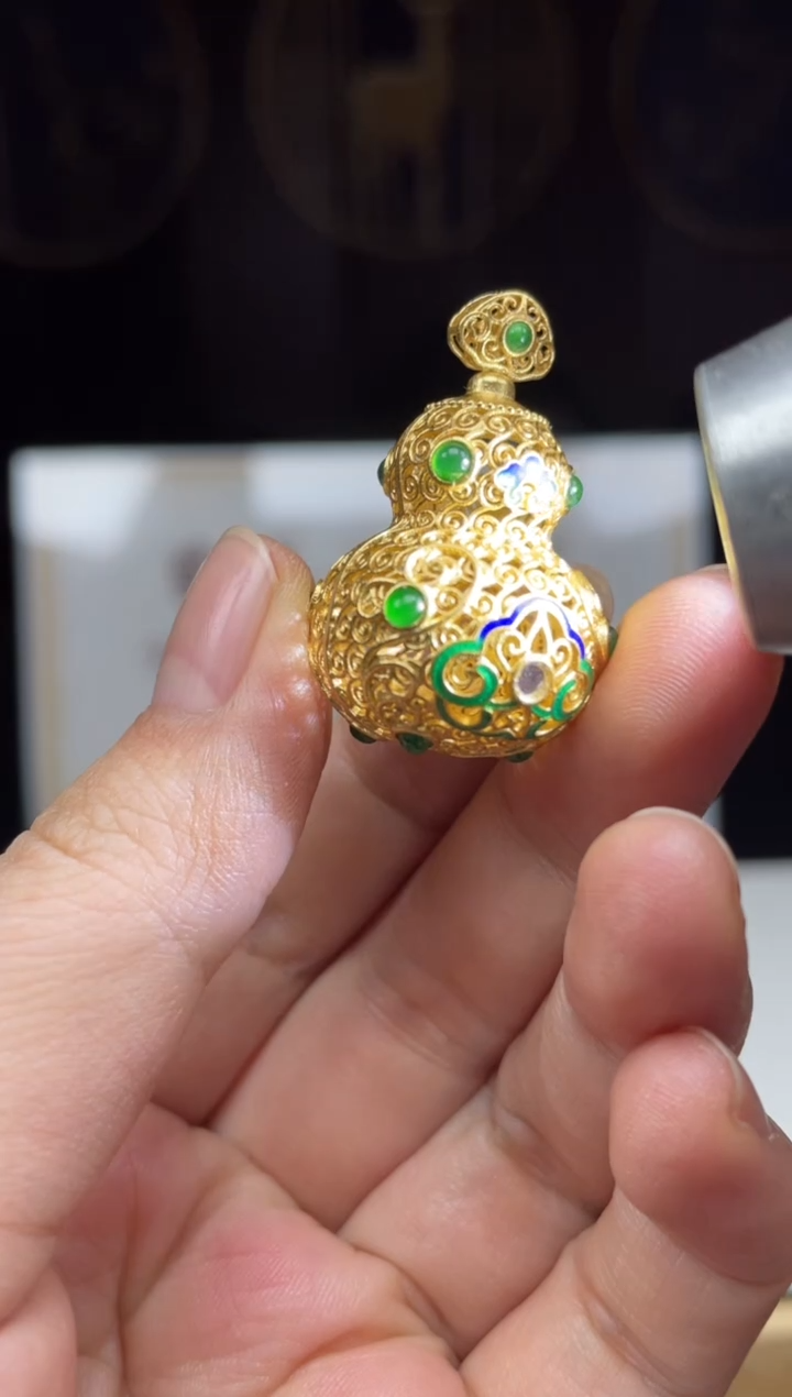 【闪购商品】翡翠颈饰未镶嵌      *104