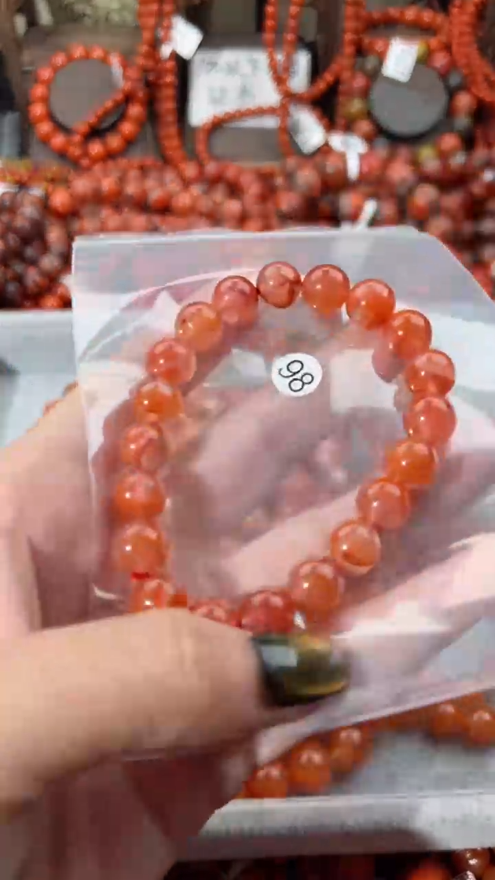 【闪购商品】南红玛瑙手串未镶嵌9+