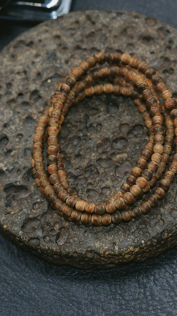 【闪购商品】沉香碎屑沉香达拉干沉香老料0.4*216颗