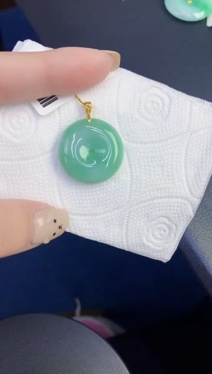 颈饰未镶嵌翡翠缅甸天然翡翠A货