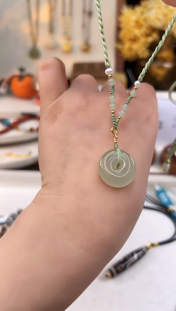 【闪购商品】和田玉颈饰18K金镶嵌@@C921D014406