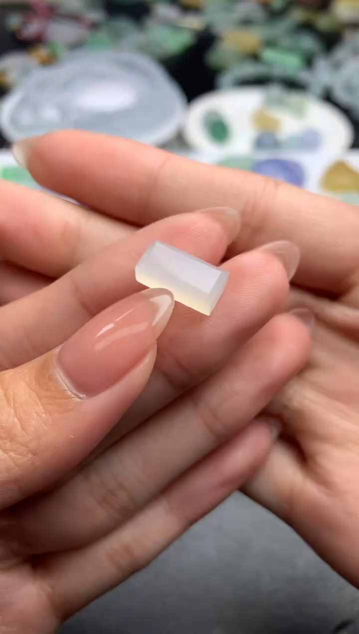 【闪购商品】定制翡翠未镶嵌毛货