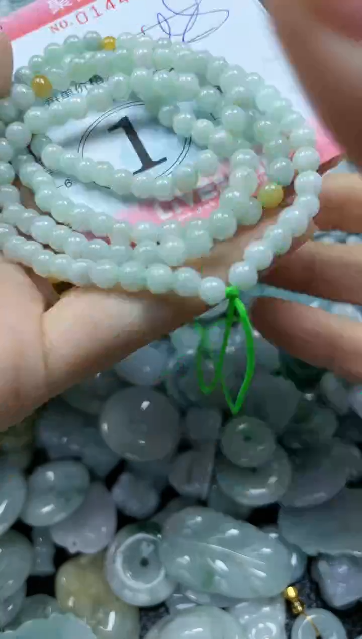【闪购商品】翡翠未镶嵌颈饰闪购0144102