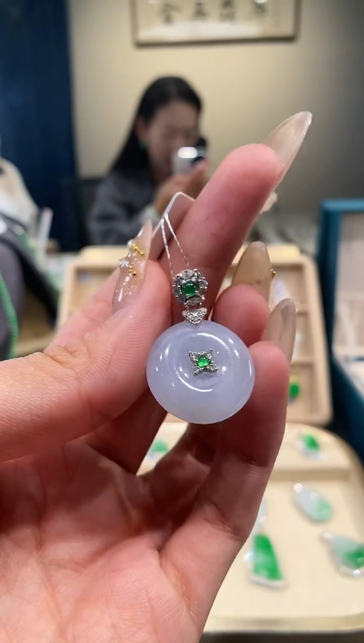 【闪购商品】翡翠颈饰银S925镶嵌平安扣