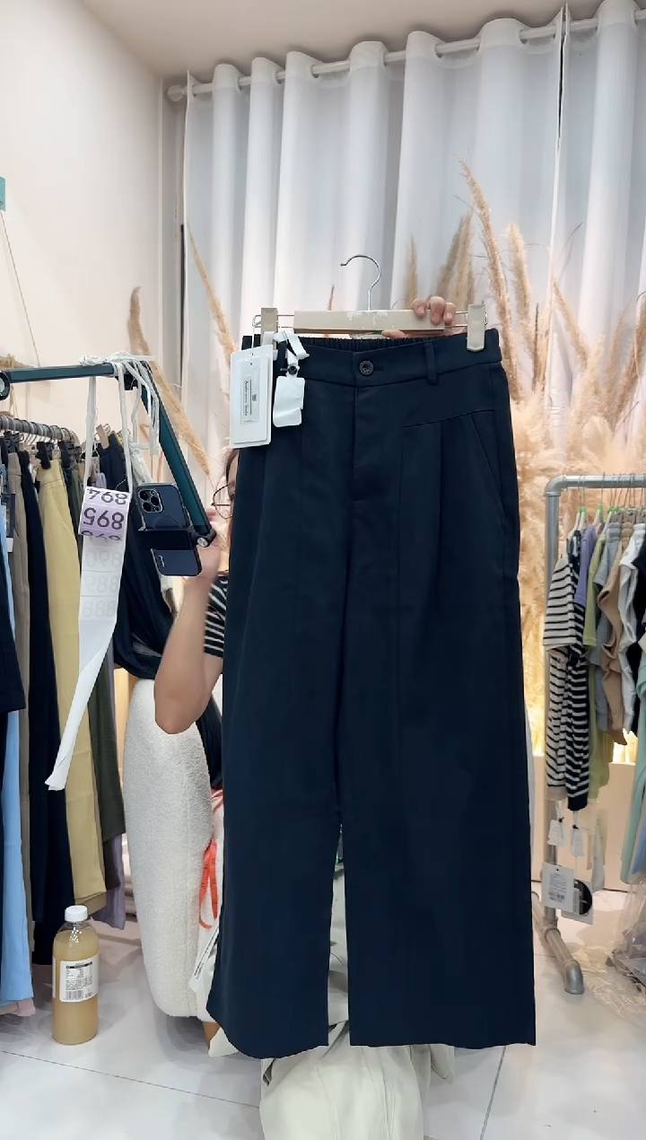 M码东阳市嘉霆服装店个体店