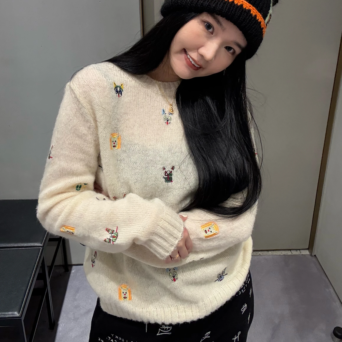 95新 LOEWE/罗意威 Louis Wain白色猫咪刺绣羊毛衫/L码/编号0810