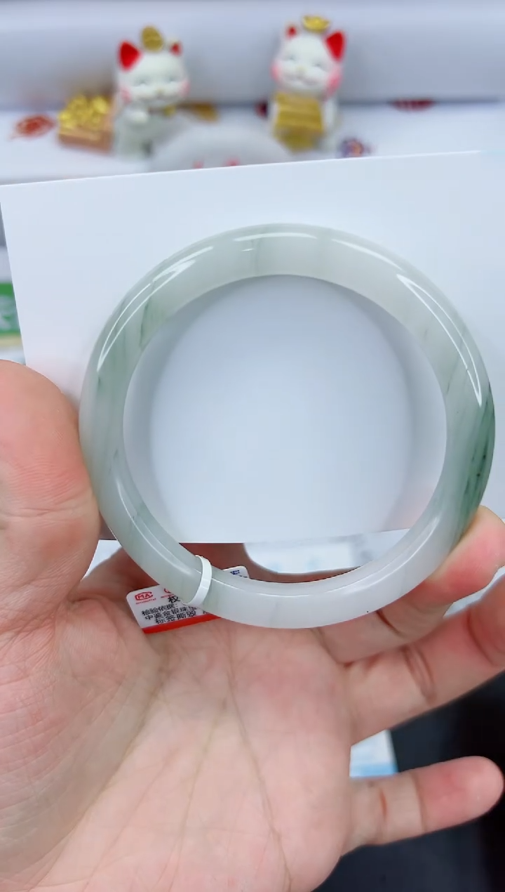 【闪购商品】石英质玉手镯未镶嵌2333-58.8