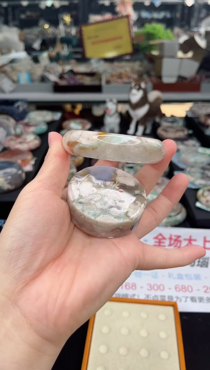 【闪购商品】石英质玉手镯未镶嵌58圈口（赠品镯心）3571242