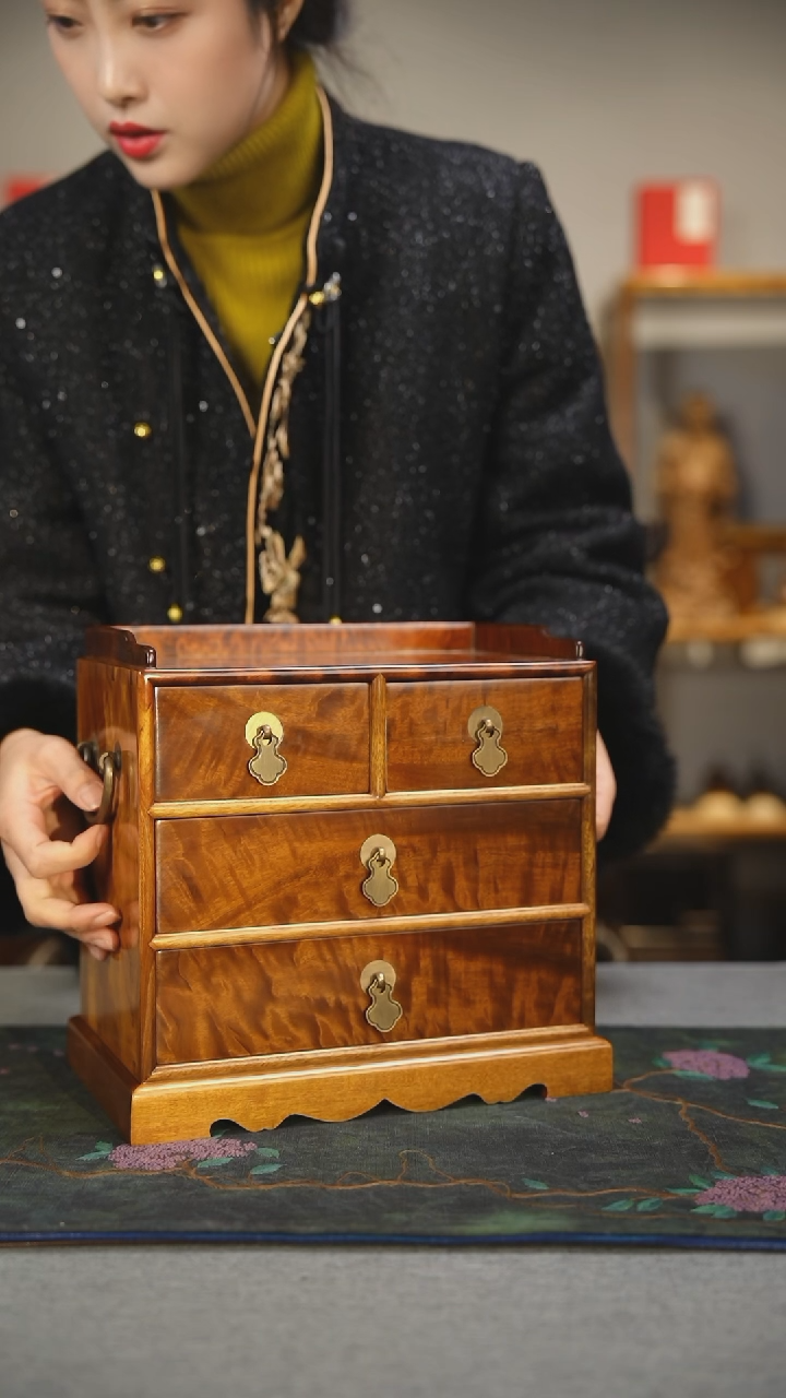 【闪购商品】乌木类书柜金丝楠枯木料四抽茶叶柜