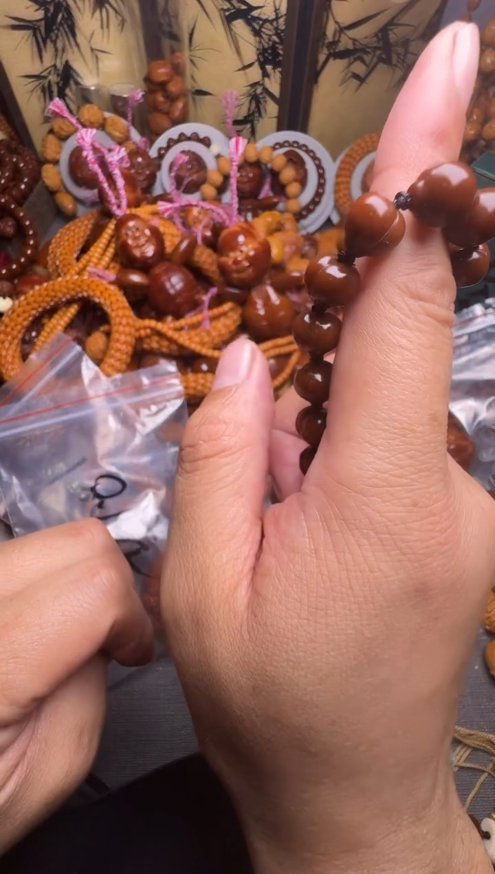 手串橄榄核猴头屁桃