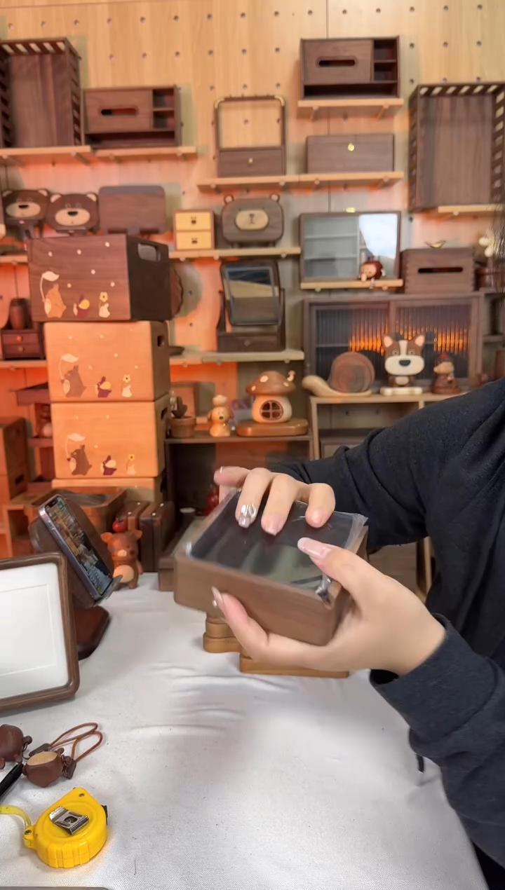 木北美黑胡桃玻璃盖子烟灰缸