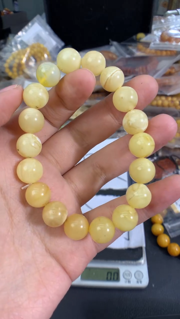 蜜蜡未镶嵌珠宝奇石1