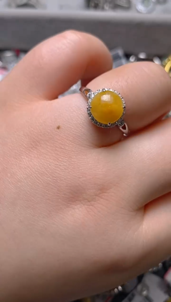 银S925镶嵌戒指翡翠百内无证书