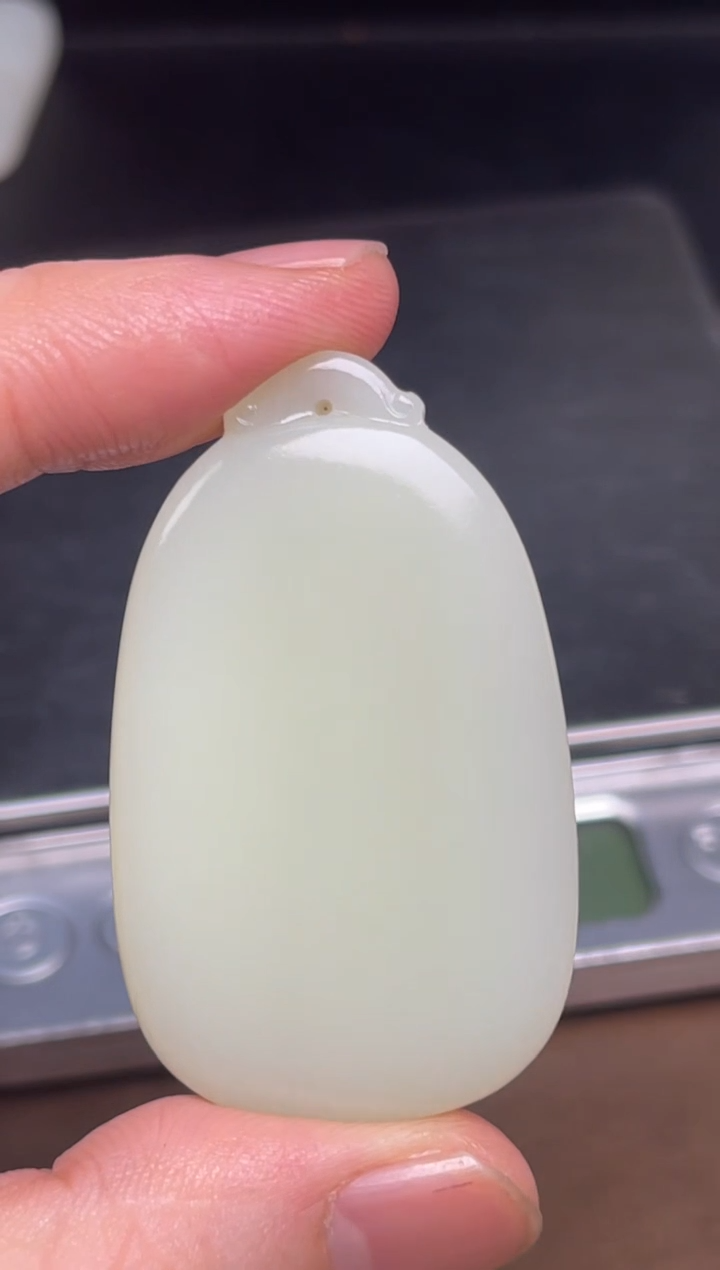 【闪购商品】和田玉颈饰未镶嵌57 带碎裂