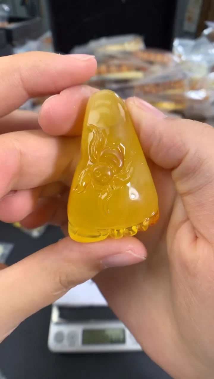 蜜蜡未镶嵌珠宝奇石1·1