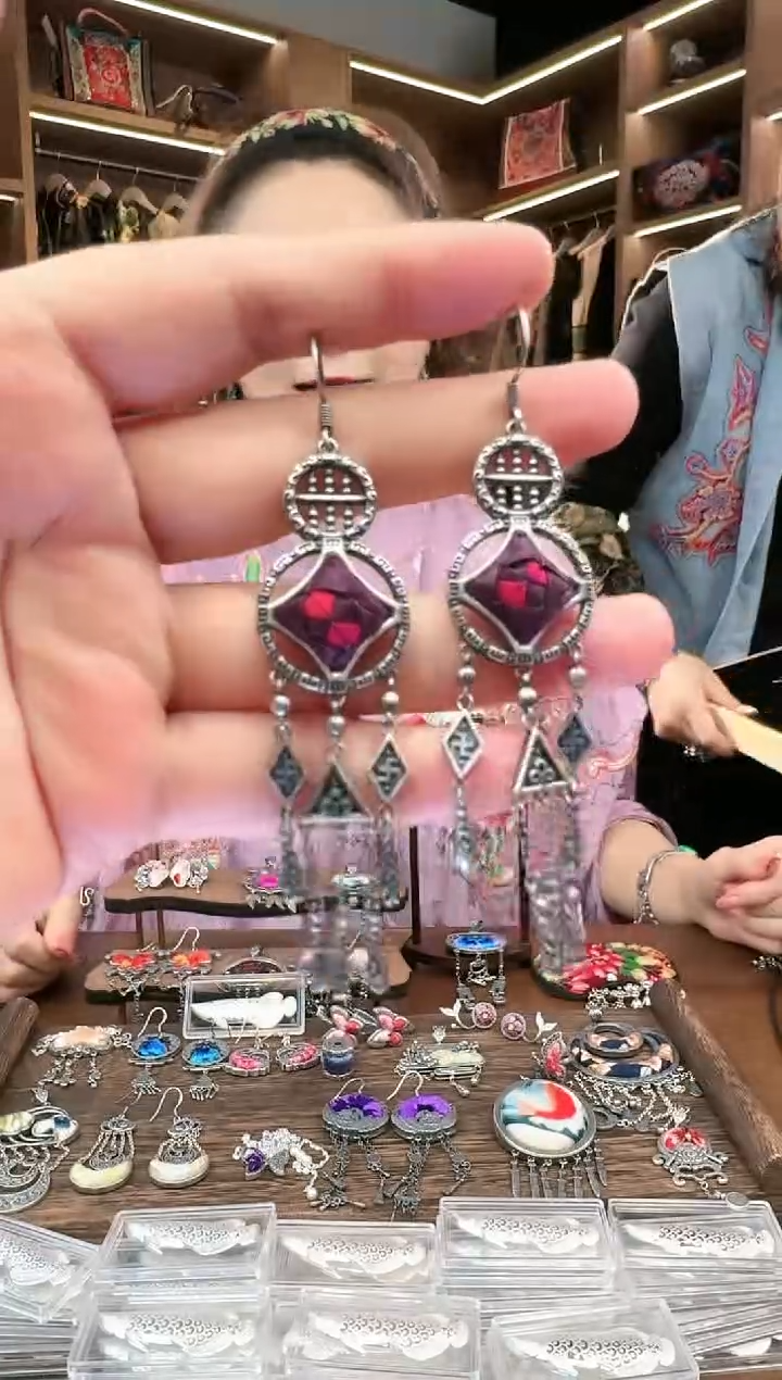 【闪购商品】织绣83黔东南苗族刺绣