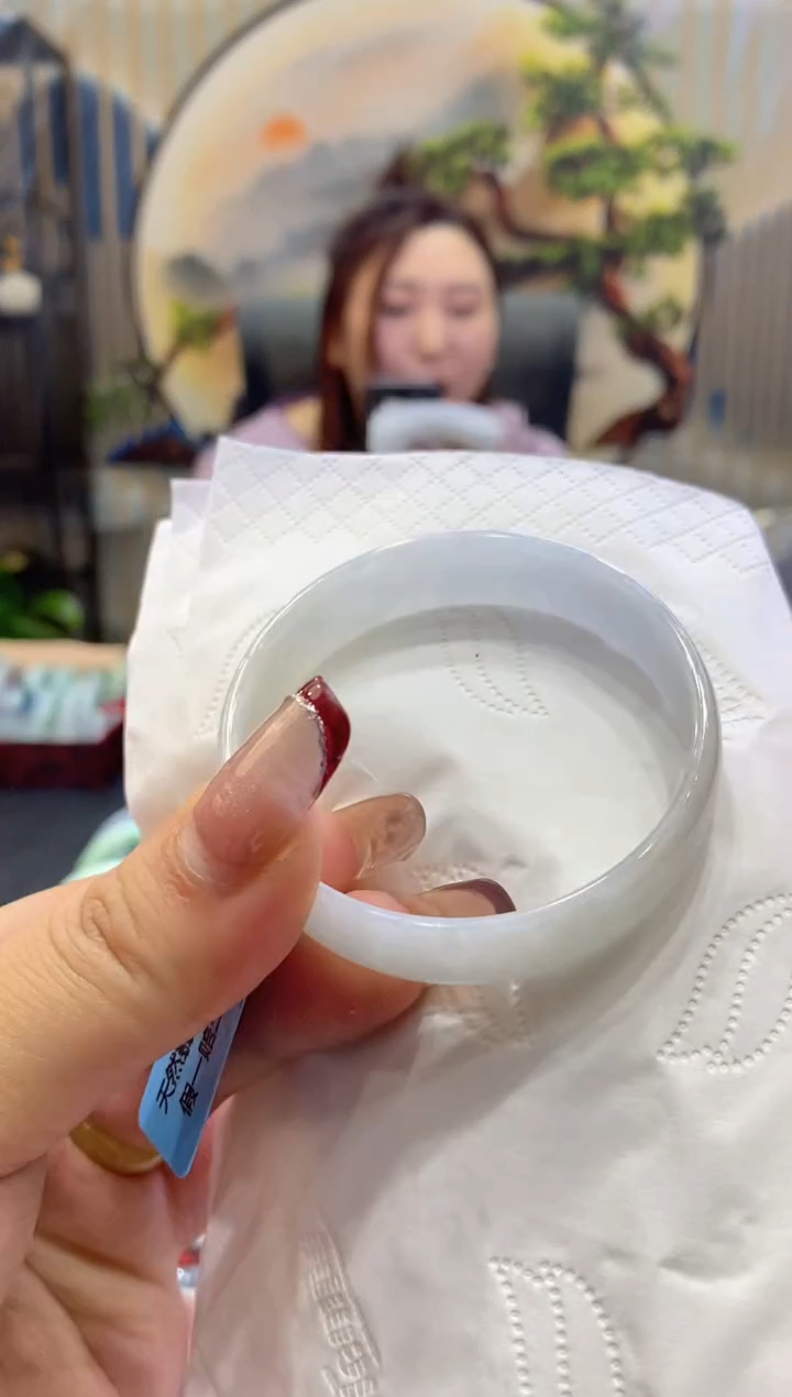 【闪购商品】翡翠手镯未镶嵌00009894