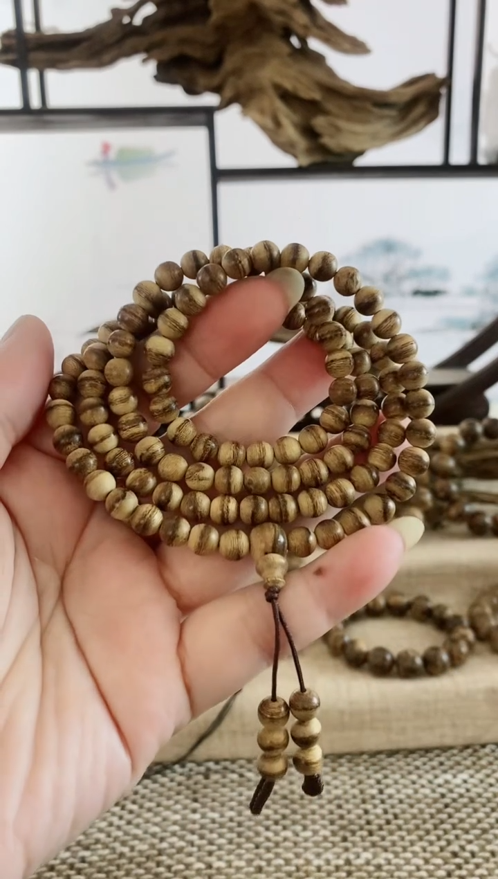 沉香手串正区东马虎斑老料6.7X108MM多圈