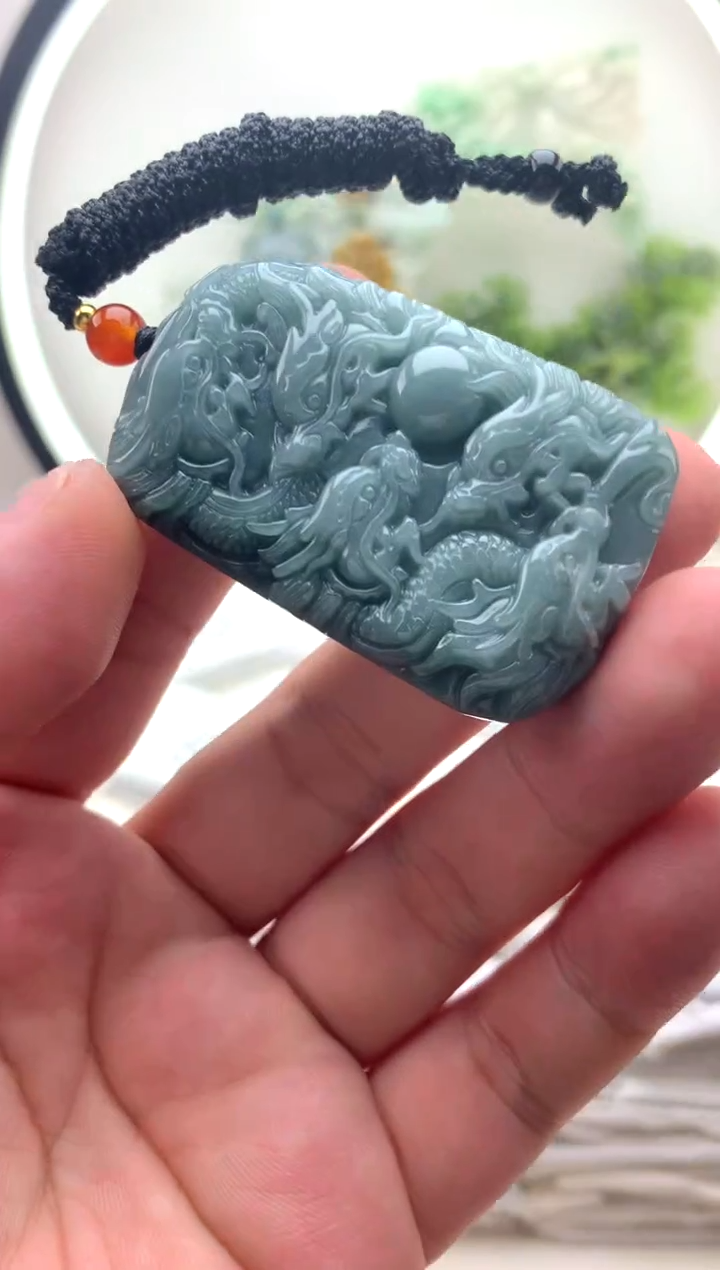 颈饰未镶嵌翡翠九龙1