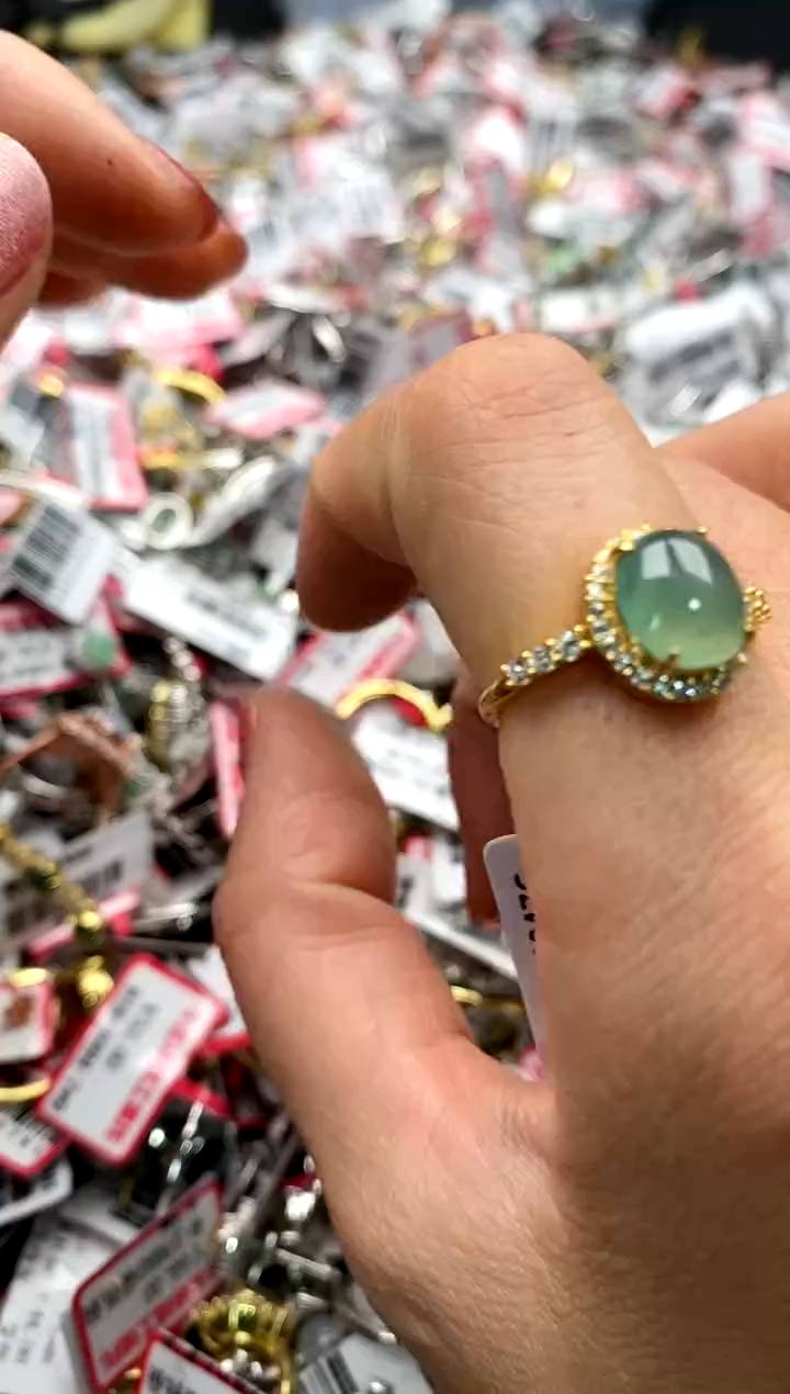 【闪购商品】翡翠戒指银S925镶嵌5555555      0