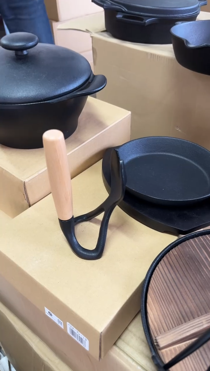 铸铁取盖器一个装