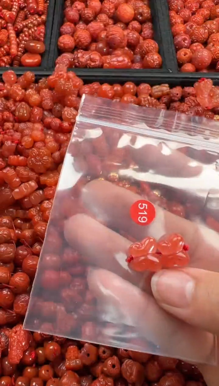 【闪购商品】南红玛瑙颈饰未镶嵌1