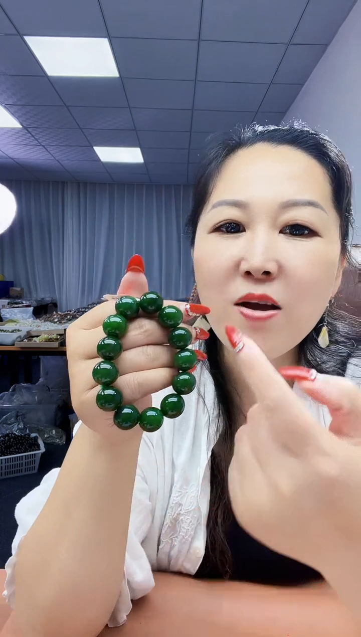 手串未镶嵌和田玉纯天然和田玉俄7碧老坑菠菜绿16