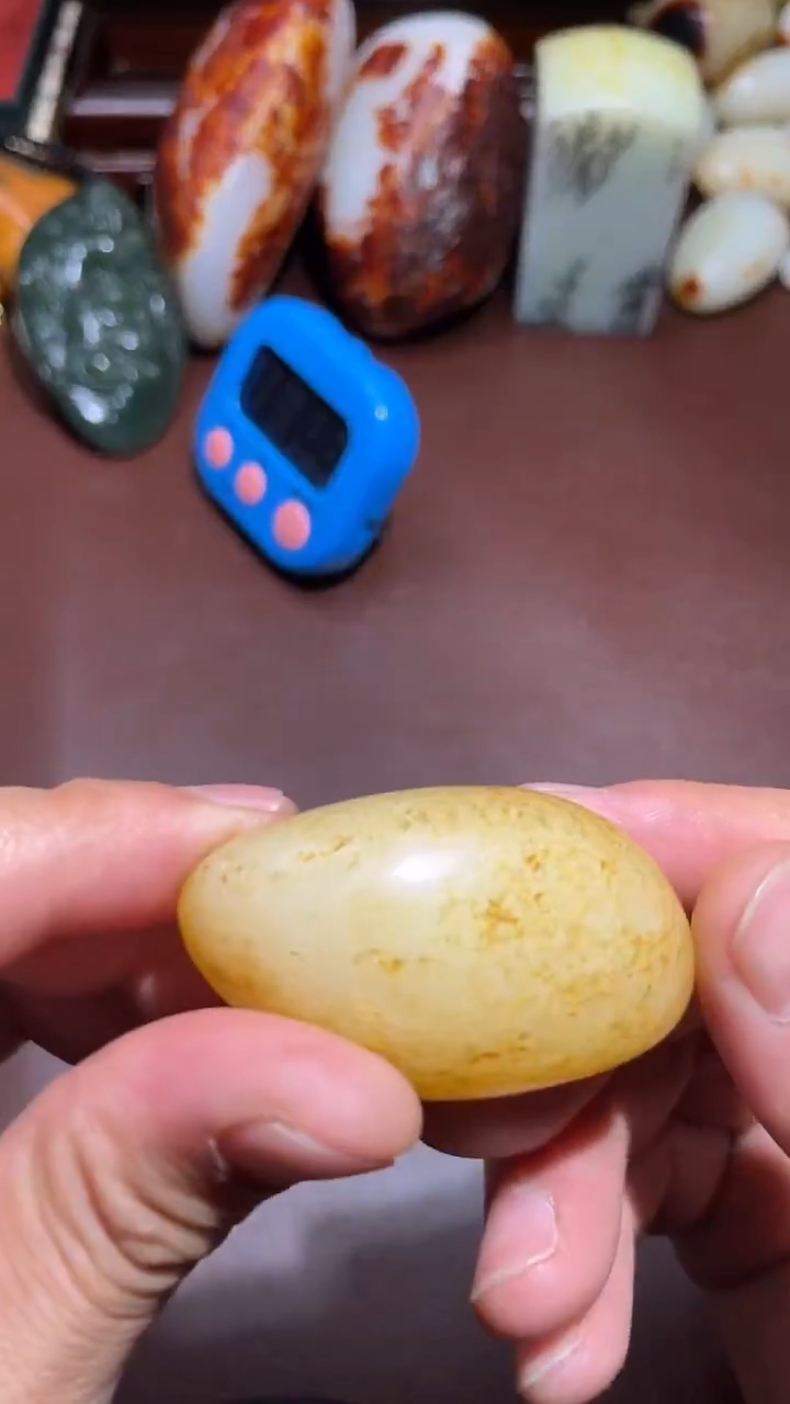 未镶嵌和田玉把件宜****.和田玉