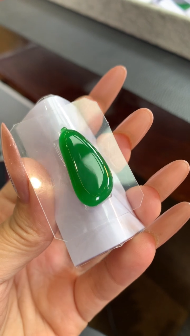 【闪购商品】定制翡翠未镶嵌翡翠