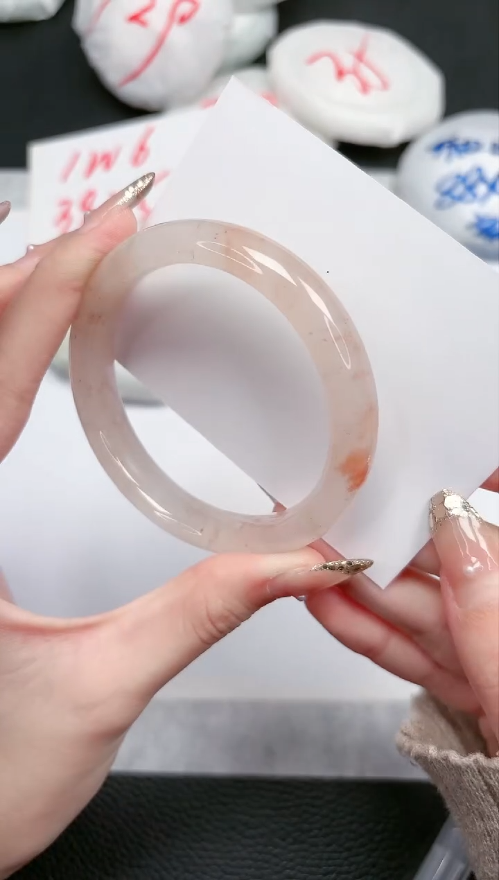 【闪购商品】石英质玉手镯未镶嵌271-56.2