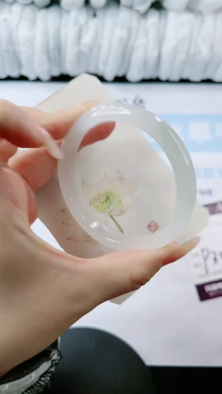 【闪购商品】石英质玉手镯未镶嵌多样性发货P306