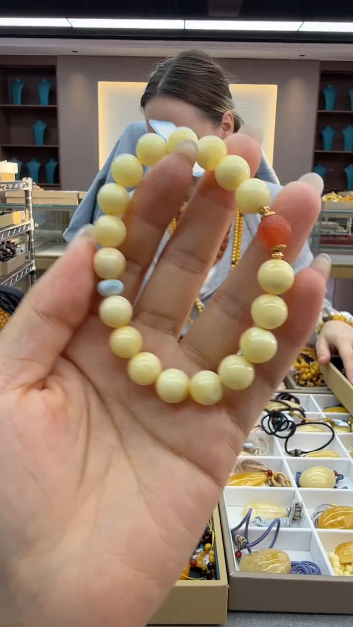 手链琥珀未镶嵌124秒拍号 假一罚三 