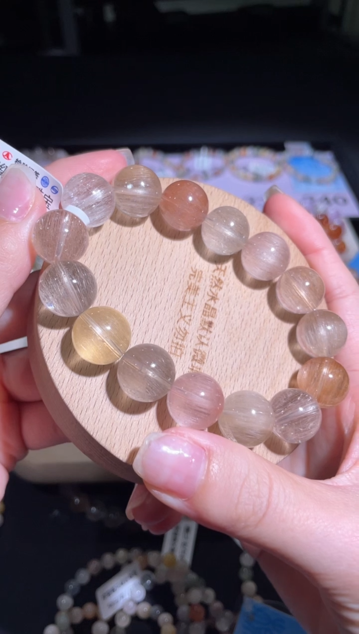 水晶手链未镶嵌?****?238号多样性发货一V 14+