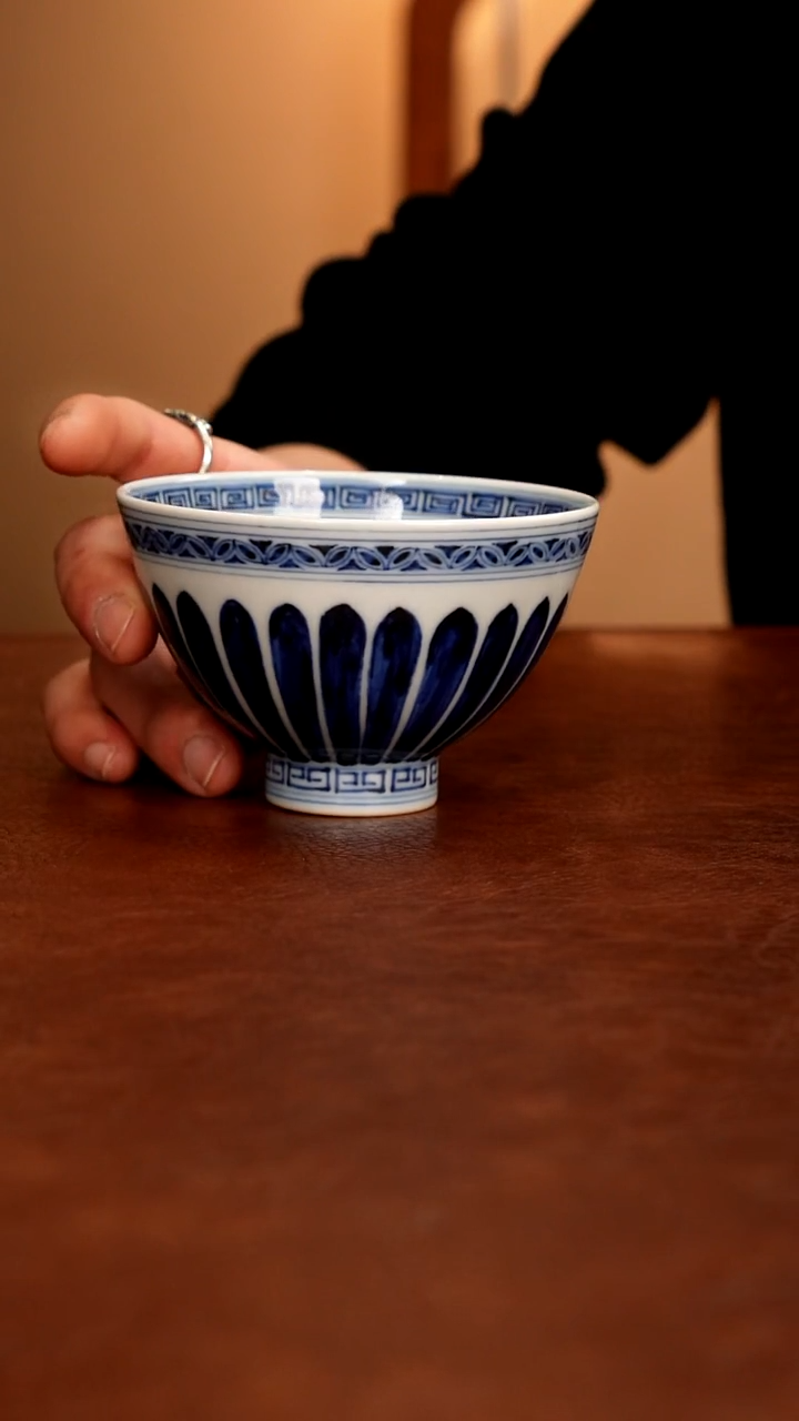 对**琴夏都府精品分享 公屏互动闪美价