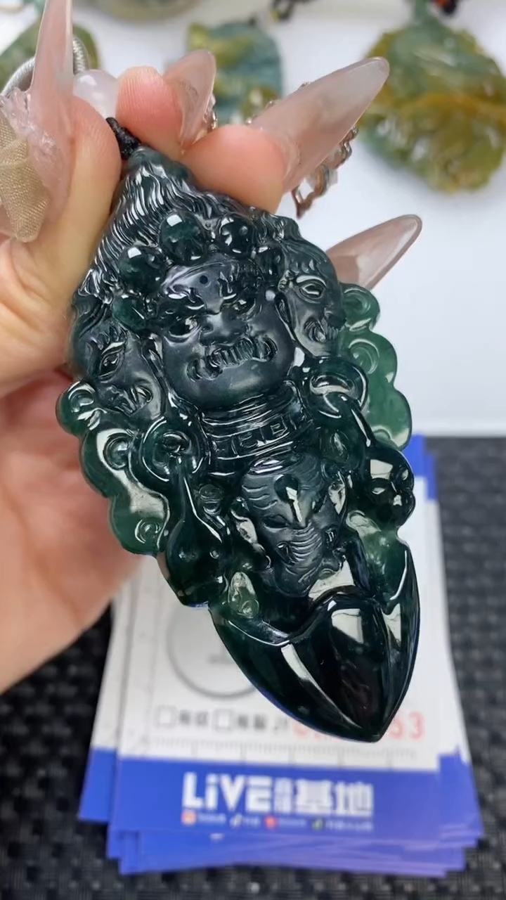 【闪购商品】翡翠颈饰未镶嵌1111111111111111