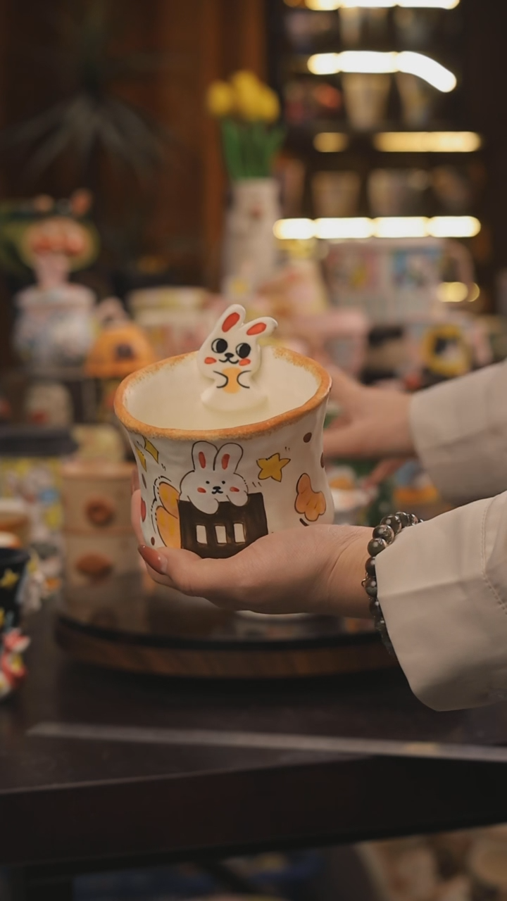 景德镇釉下彩绘设计师款式陶瓷