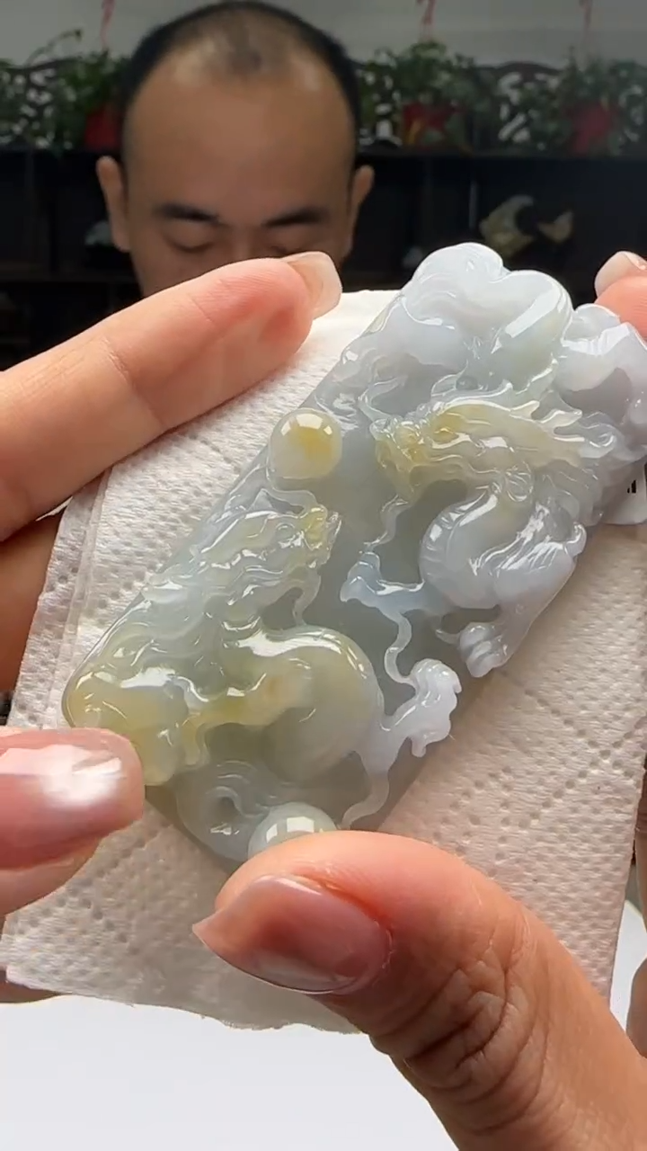 【闪购商品】翡翠颈饰未镶嵌天然翡翠A货吊坠