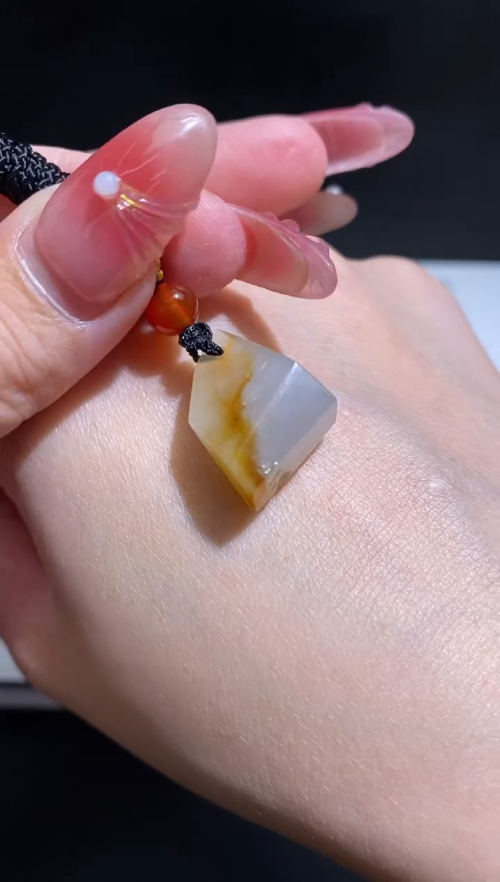 未镶嵌定制翡翠翡翠毛货~