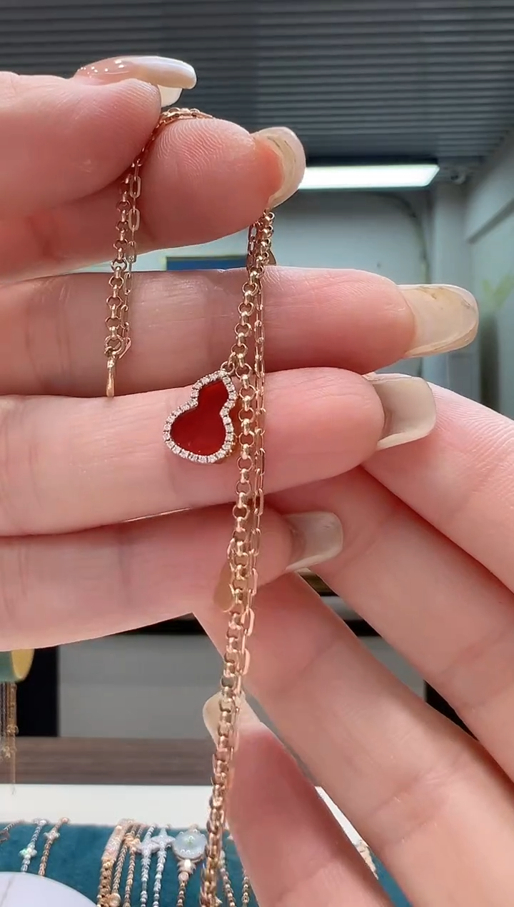 【闪购商品】钻石手链18K金镶嵌满钻红葫芦手链