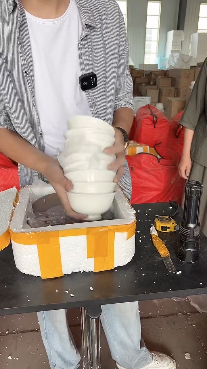 瓷精品餐具退件处理 纯白微瑕高脚碗10支