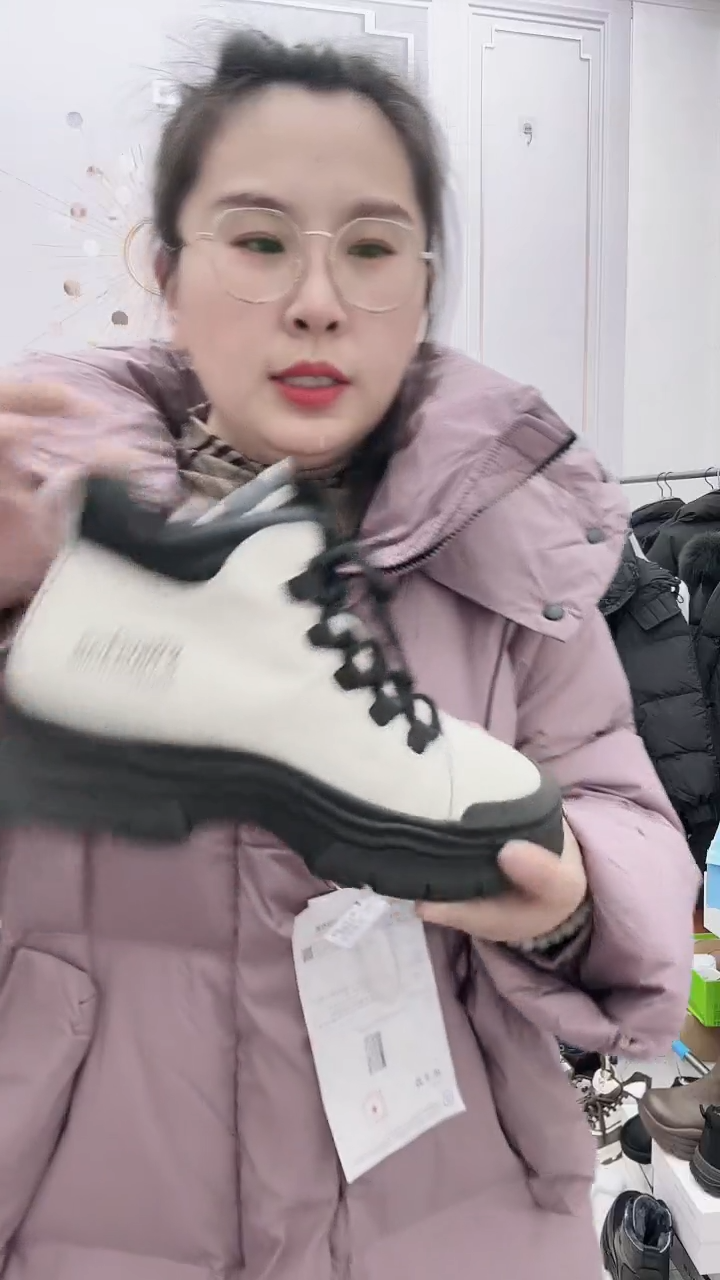 K69   40码女靴子