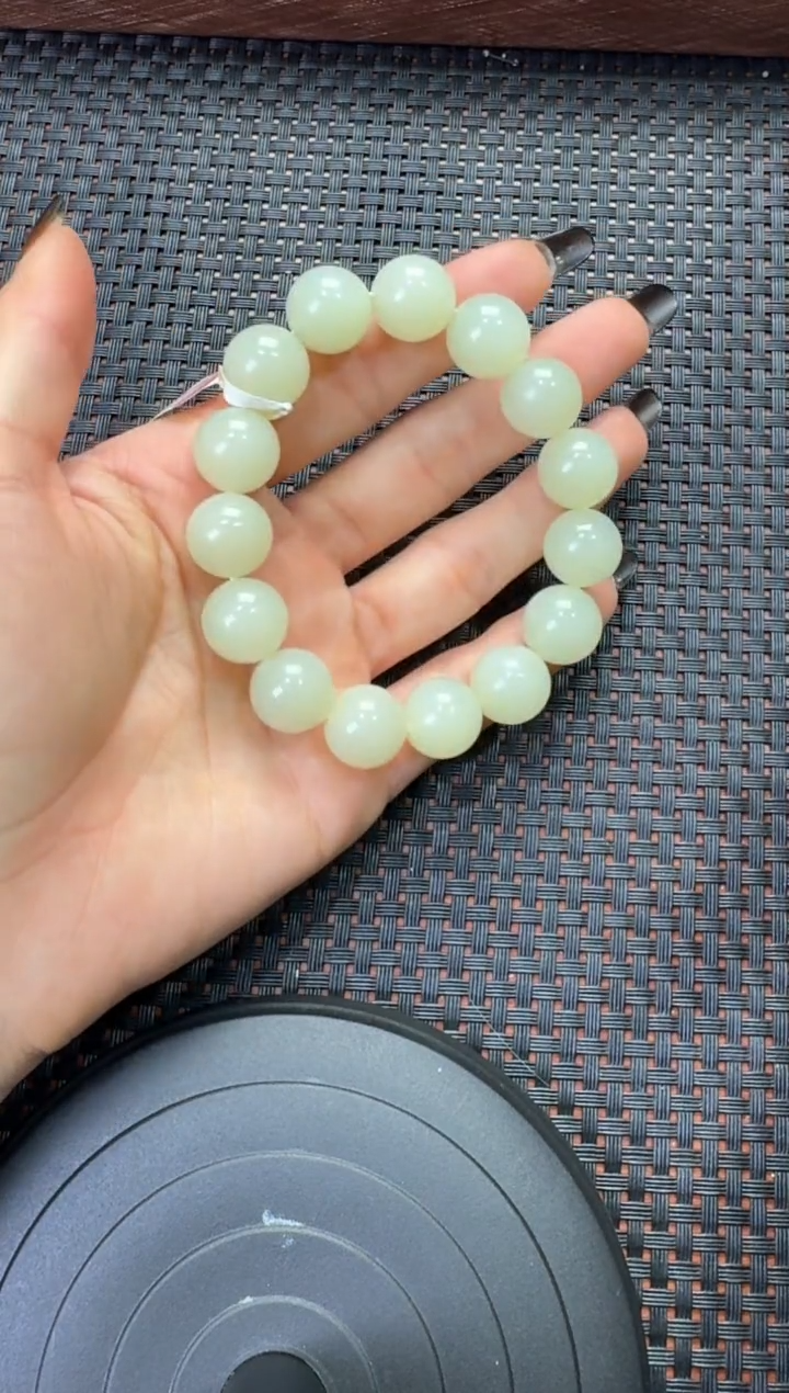 未镶嵌手串和田玉若羌料卡14手串