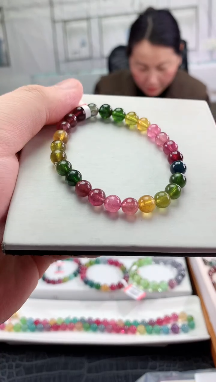 【闪购商品】碧玺手串未镶嵌多样性发一条