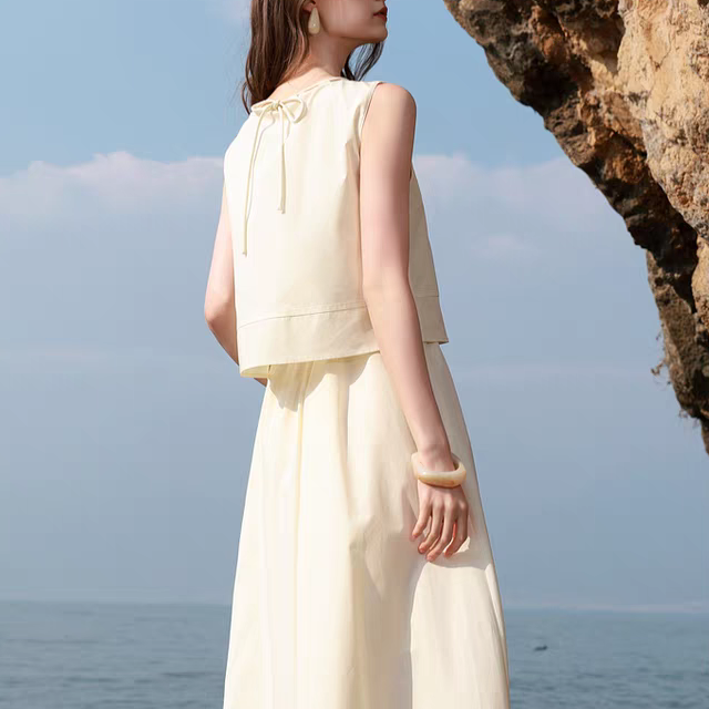 西米家小个子【简约主义】假两件设计感休闲简约圆领背心裙5803