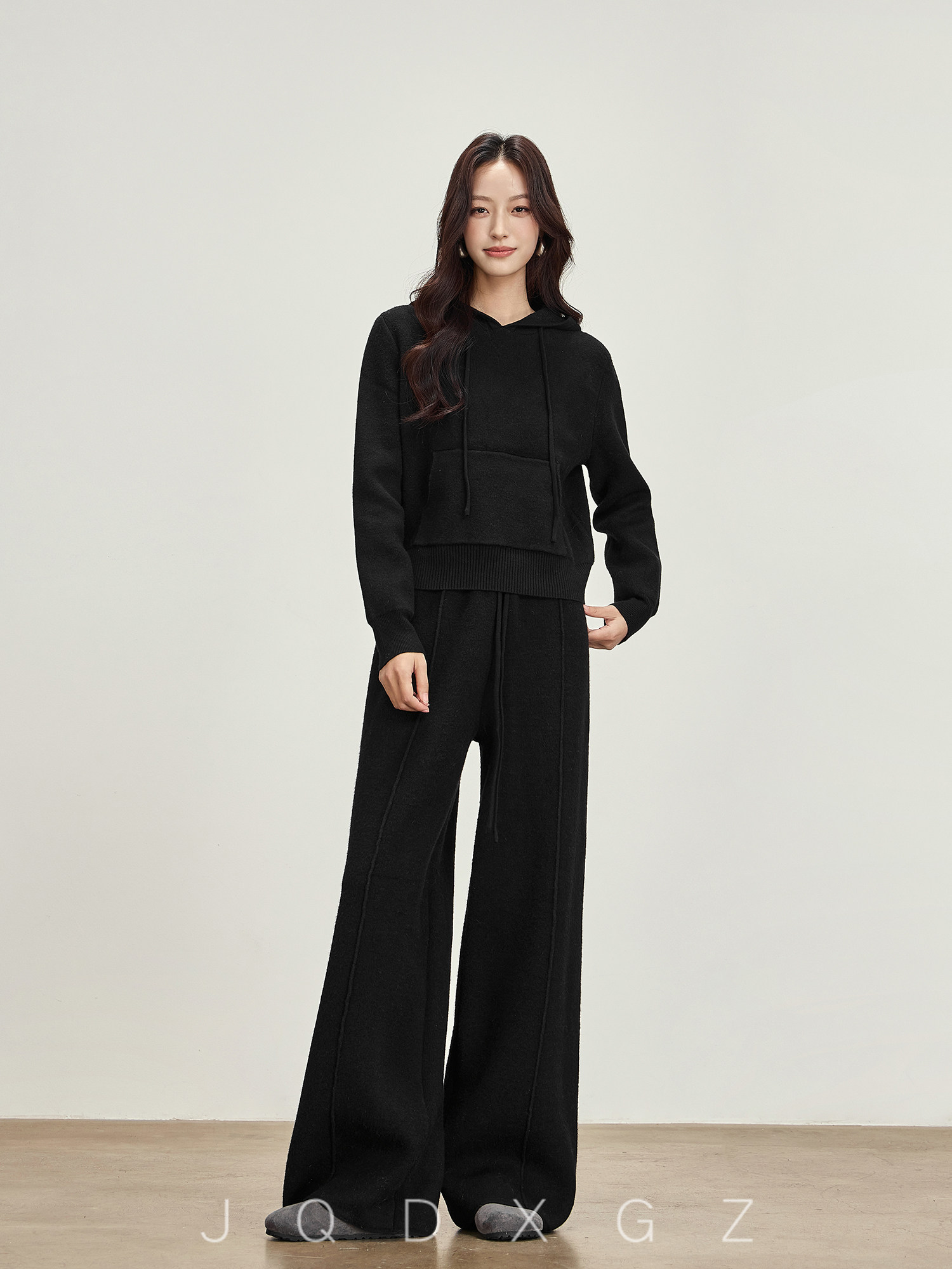 【七折】米色软糯加绒针织套装冬连帽针织衫糯米裤女新款25DK3471