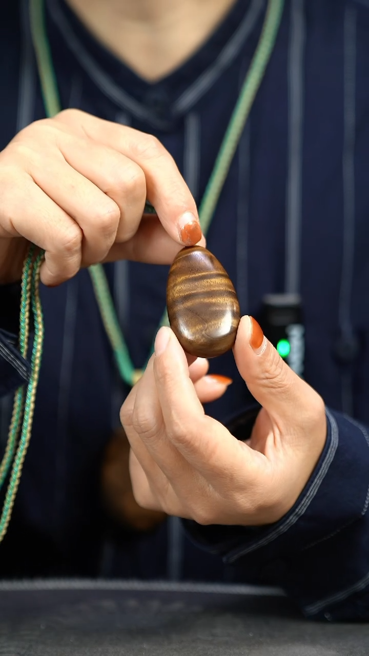 【闪购商品】金丝楠木雕881水波纹无事牌