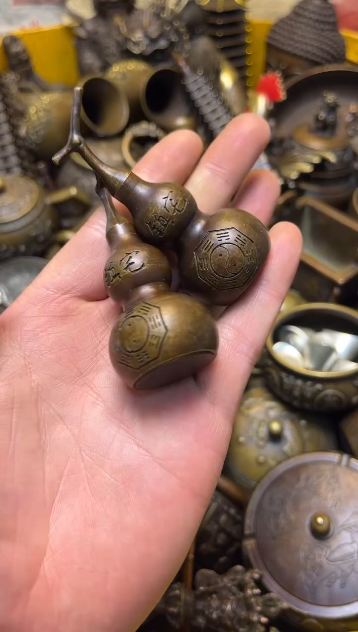 精美铜器，点击下单