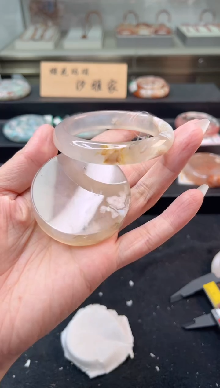 未镶嵌手镯石英质玉56圈口（赠品镯心）3749464