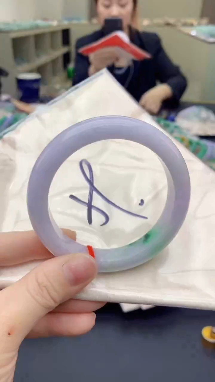 【闪购商品】翡翠手镯未镶嵌0364270010